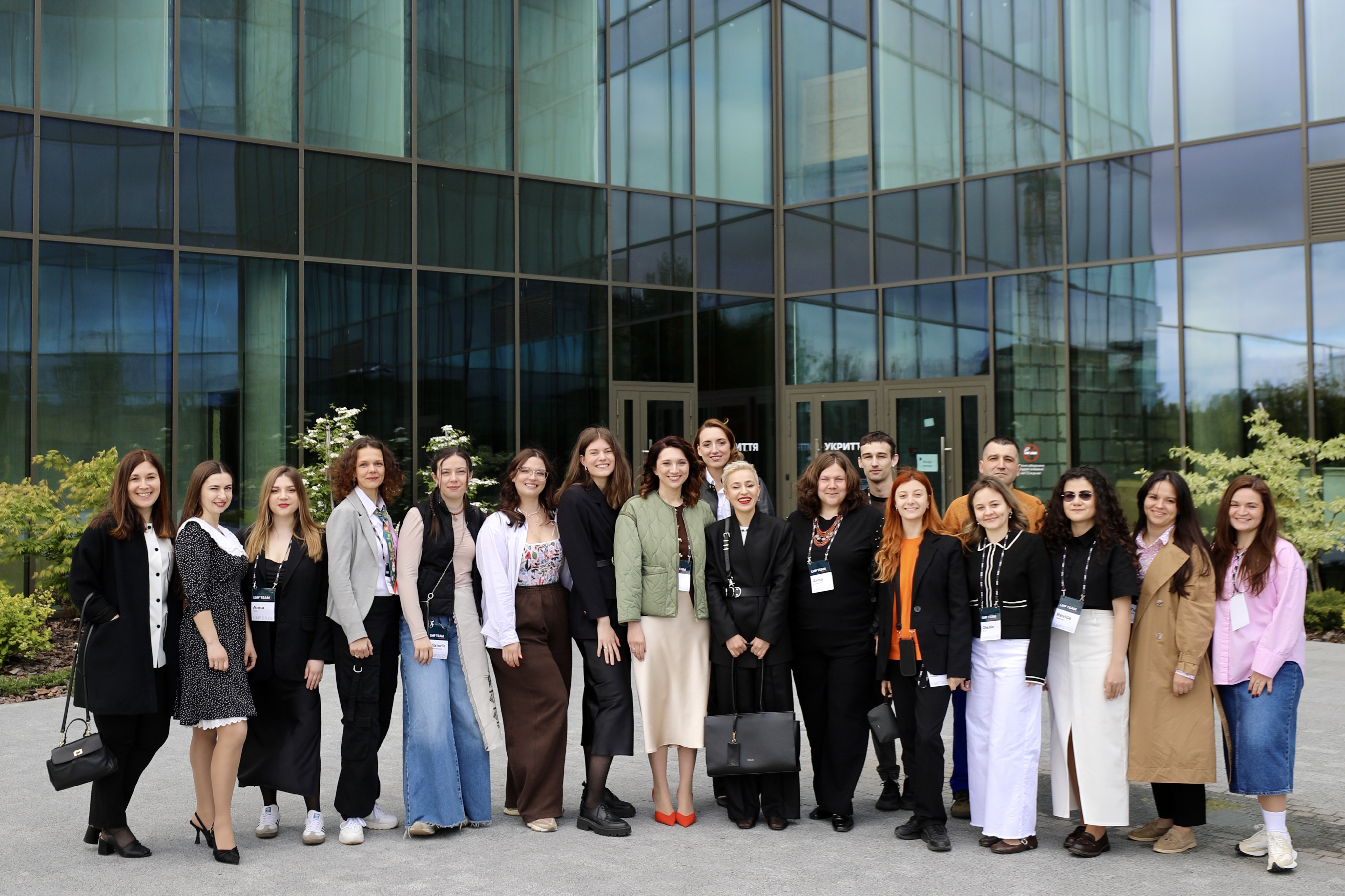 Вакансія керівника/керівниці дослідницьких проєктів